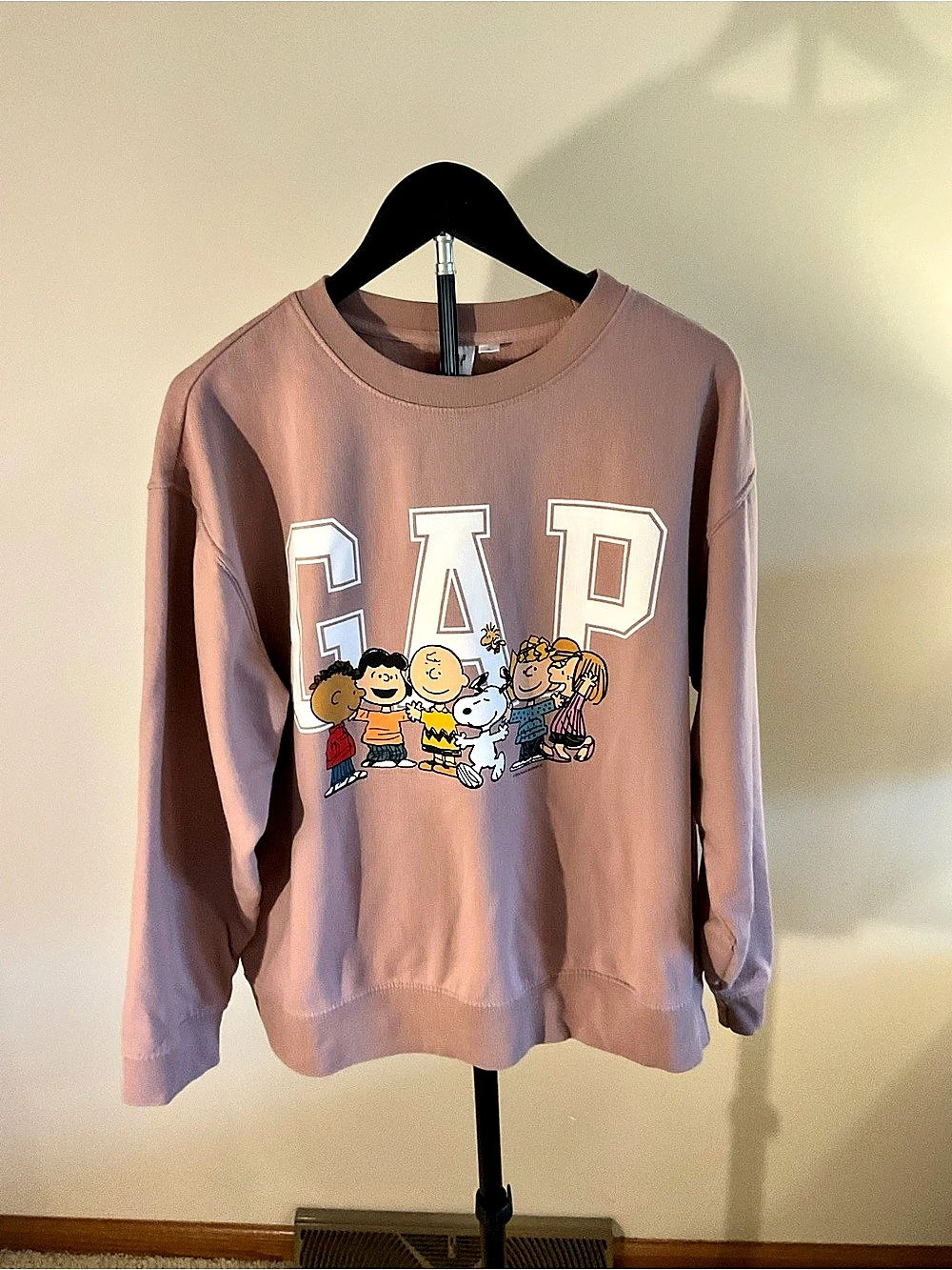 Gap Peanuts Snoopy Logo Pink Crewneck Sweatshirt Size Large
